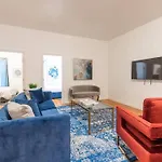 Newly Renovated 3 Bedroom Loft In Midtown West