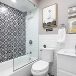 Swj Btm G, 1 And 2 - Save On 2day+ Stays_6br Triplex