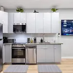 Apartment Swj Btm G, 1 And 2 - Save On 2day+ Stays_6br Triplex New York