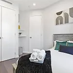 Swj Btm G, 1 And 2 - Save On 2day+ Stays_6br Triplex *