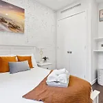 Apartment Swj Btm G, 1 And 2 - Save On 2day+ Stays_6br Triplex