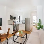 Apartment 1290-13 Newly Renovated 2 Bedrooms In Ues New York
