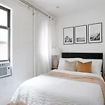 1290-13 Newly Renovated 2 Bedrooms In Ues New York