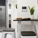Apartment 75-1b New Prime Upper East W D Elevator