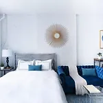 83-2fe Ues Park Newly Furnished Apartment *