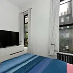 Designer 2Bd 1Ba In Upper East Side