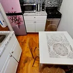 Designer 2Bd 1Ba In Upper East Side