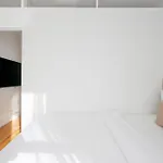 444-2E Modern 2Br Hell\'S Kitchen