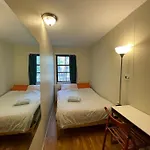 Homestay And Affordable Williamsburg Private Bedroom Close To Subway New York