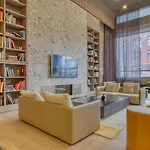 Midtown West 2br W Doorman Gym Wd Nr Times Sq Nyc-1068 *