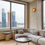 Midtown West 2br W Doorman Gym Wd Nr Times Sq Nyc-1068 Apartment *