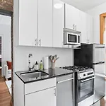 Manhattan Luxury Apartment 6