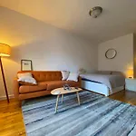 Cozy Studio In Upper East Side