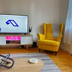 Cozy Studio In Upper East Side