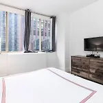 Lux Designer Nomad 1Br Doorman!