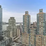 Bright Room With City Views In Shared Apt