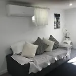 Apartment 25-30 Mins To Times Sq! New York