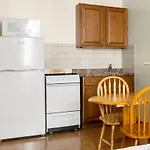 West 30Th Street Guest House