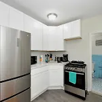 Monthly Nyc Rentals- Elegant Studio Apartment