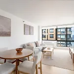 Vibrant Room With City Views In Shared Apartment