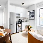 Stylish 2Bedroom In Manhattan