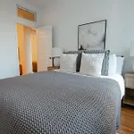 Spacious & Charmy 3Bdr & 1 Bth Downtown Manhattan