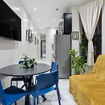 2 Bedroom Home In Manhattan Valley