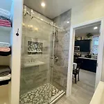 New York City Private Bedroom Near Free Ferry Boat!