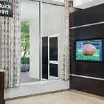 Courtyard New York Manhattan/Upper East Side