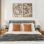 1290-10 New Renovated 2 Bedrooms In Ues Apartment *