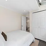 Chelsea Vista Ii By Rove Travel 2br Ph With Rooftop Apartment New York