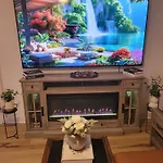 Brooklyn Luxury Suite