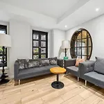 Lexington Plaza Hotel