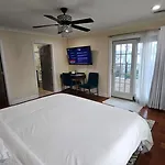 Luxury Hotel-style In Queens, Homestay *