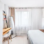 75-4a Brand New 3br Prime Ues W D In Unit Apartment