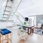 75-4a Brand New 3br Prime Ues W D In Unit