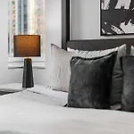 Lavish Two-Story Retreat In The Heart Of Manhattan