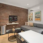 Apartment Rustic Nyc In Trendy Hudson Yard New York