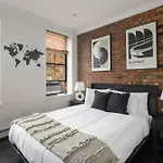 Rustic Nyc In Trendy Hudson Yard * New York