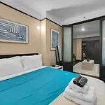 Walkable Paradise Heart Of The Apartment *
