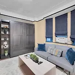 Apartment Walkable Paradise Heart Of The