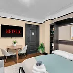 Walkable Paradise Heart Of The Apartment New York
