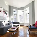 Serene Brooklyn Escape Near Cafes & Park, Sleeps 5 New York