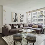 Private Penthouse W Roof Oasis