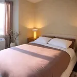 Modern Designer Stunning Hudson Views Corner Unit