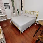 Cozy Near Park!, June To Aug 90 Days Required Apartment *