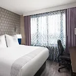 Hotel Glo Western Bronx Nyc