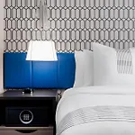 Hotel Glo Western Bronx Nyc New York