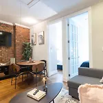Apartment Stylish Retreat In Midtown Nyc Walk To Everything *