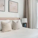 Fifth-2A I Brand New 2Br Heart Of Greenwich Village
